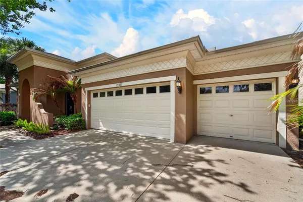 $4,200 | 15921 Persimmon Grove Drive, Lithia, FL 33547