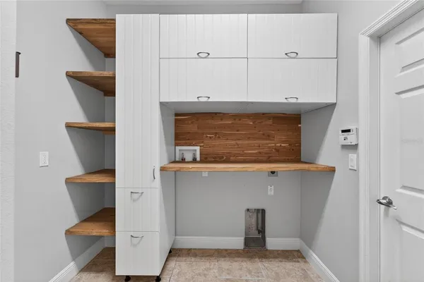 $4,200 | 15921 Persimmon Grove Drive, Lithia, FL 33547