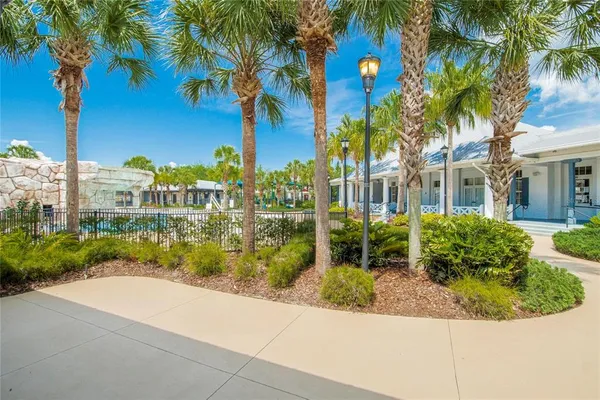 $4,200 | 15921 Persimmon Grove Drive, Lithia, FL 33547