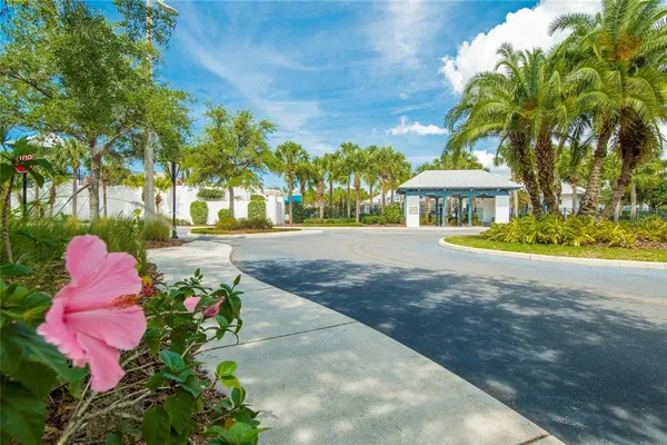 $4,200 | 15921 Persimmon Grove Drive, Lithia, FL 33547