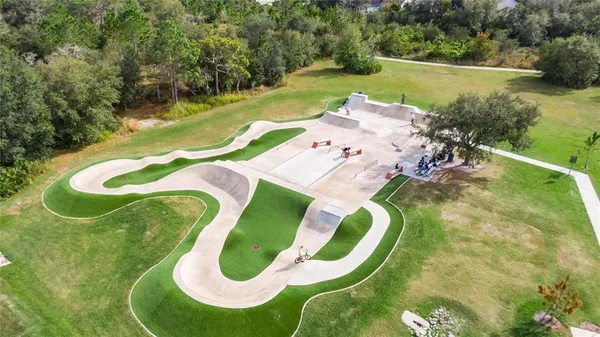 $4,200 | 15921 Persimmon Grove Drive, Lithia, FL 33547