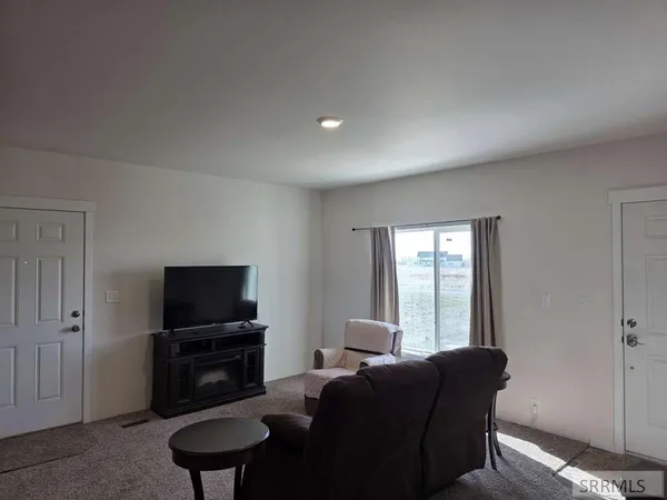 $714,900 | 3035 East 756 North, Chester, ID 83421