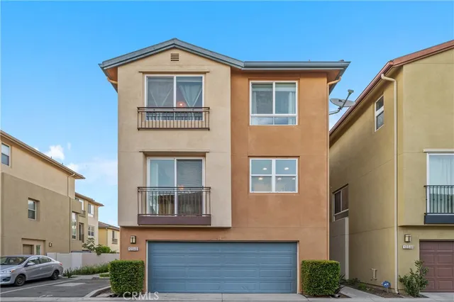 $4,600 | 12042 Stanley Park Court, Hawthorne, CA 90250