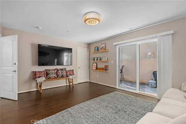 $4,600 | 12042 Stanley Park Court, Hawthorne, CA 90250