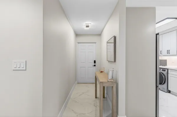 $2,500 | 322 North Federal Highway, Unit 137, Deerfield Beach, FL 33441