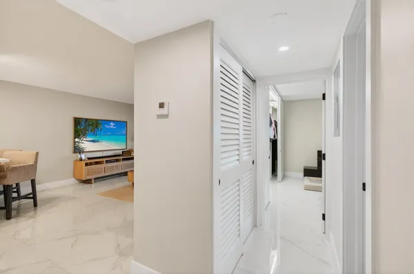 $2,500 | 322 North Federal Highway, Unit 137, Deerfield Beach, FL 33441