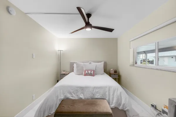 $2,500 | 322 North Federal Highway, Unit 137, Deerfield Beach, FL 33441