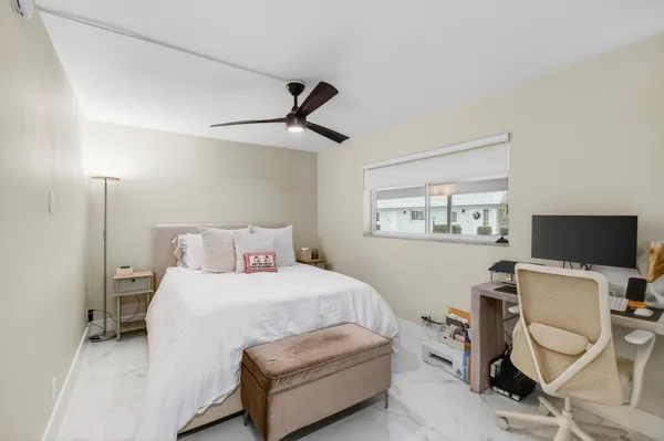 $2,500 | 322 North Federal Highway, Unit 137, Deerfield Beach, FL 33441