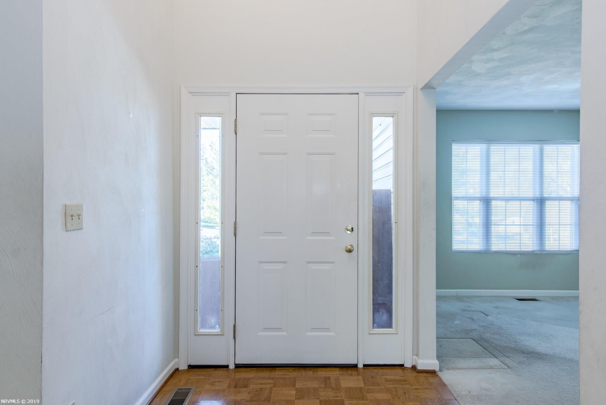 503 Meadow Ridge Radford, VA 24141 - Photo 9 of 52 Gallery Image 9