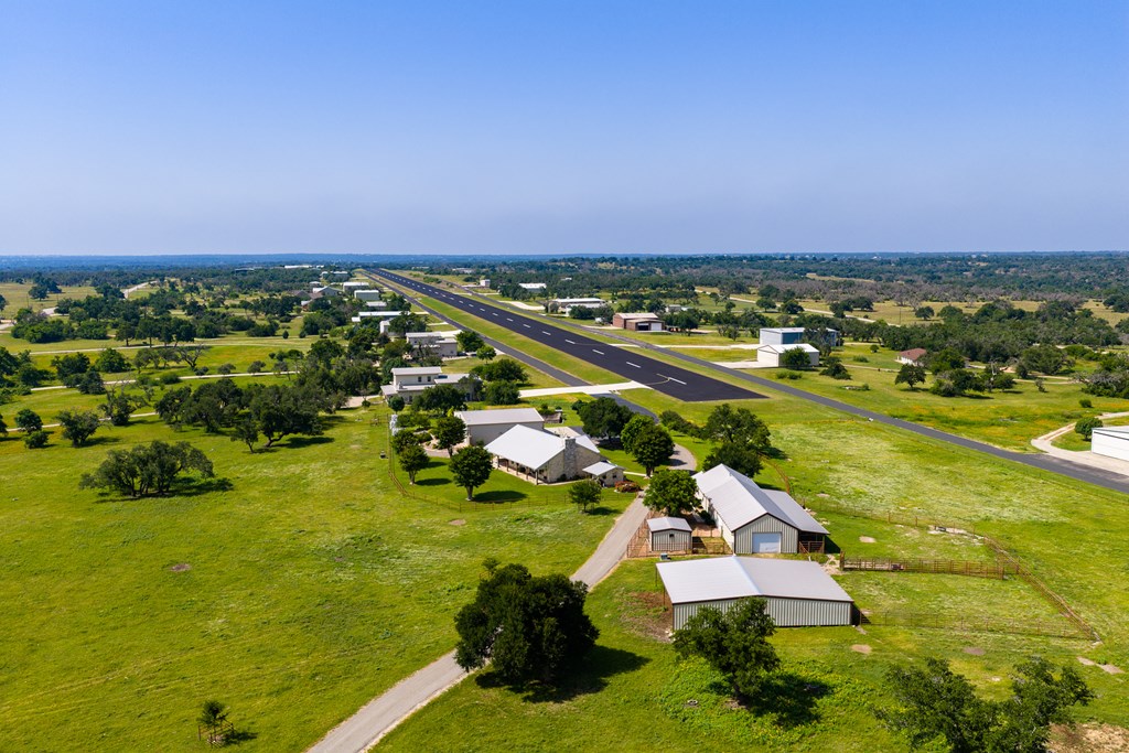 2377 Aviation Loop Fredericksburg, TX 78624 - Photo 65 of 76