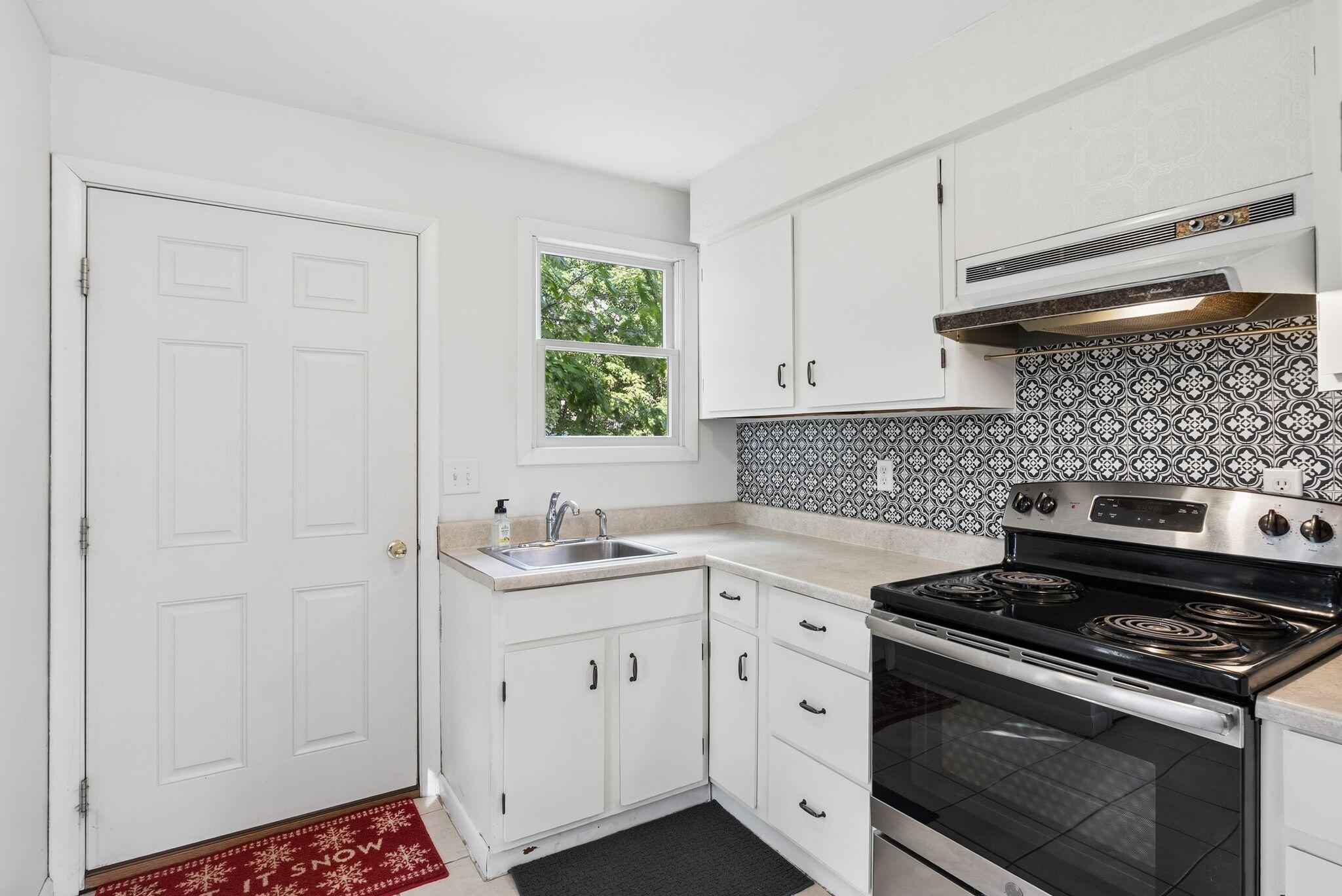 25 Mayflower Road Hallowell, ME 04347 - Photo 34 of 59 56_DSC08451