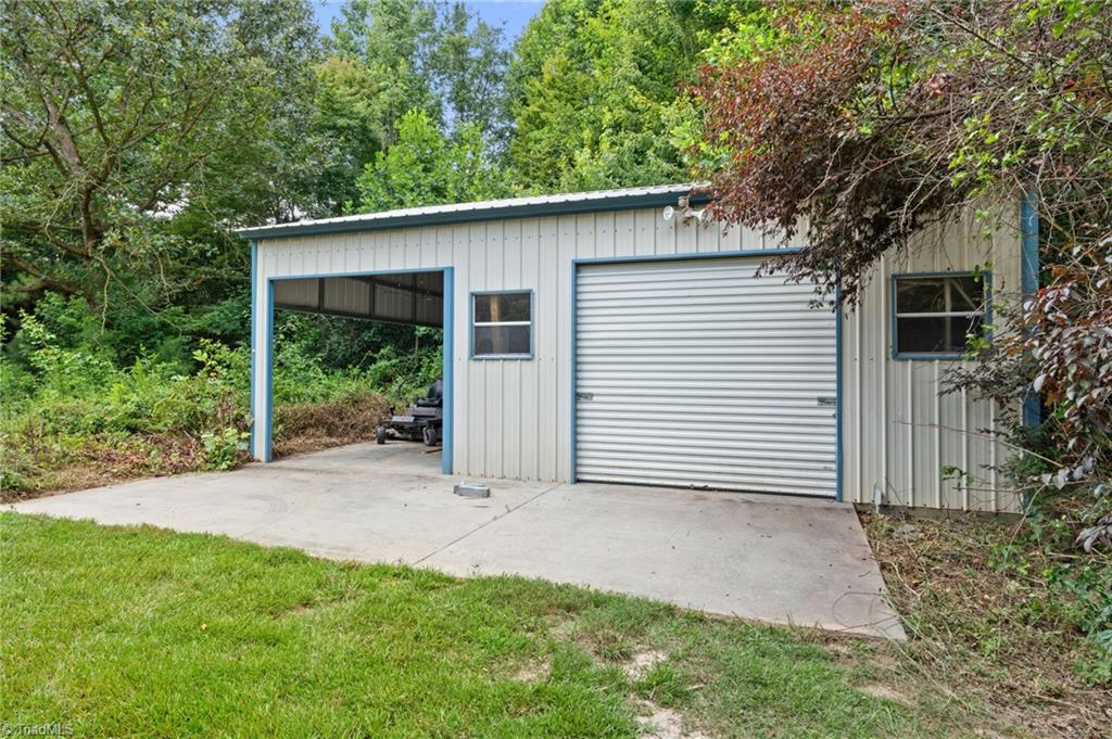 2224 Brower Mill Road Seagrove, NC 27341 - Photo 43 of 50 Gallery Image 43