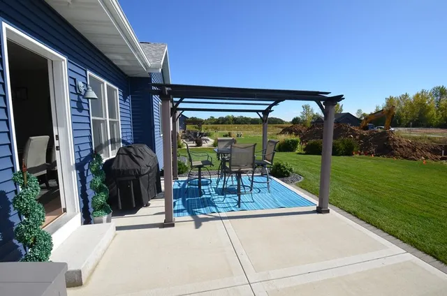 $479,900 | 3546 Joshua Drive, Janesville, WI 53563