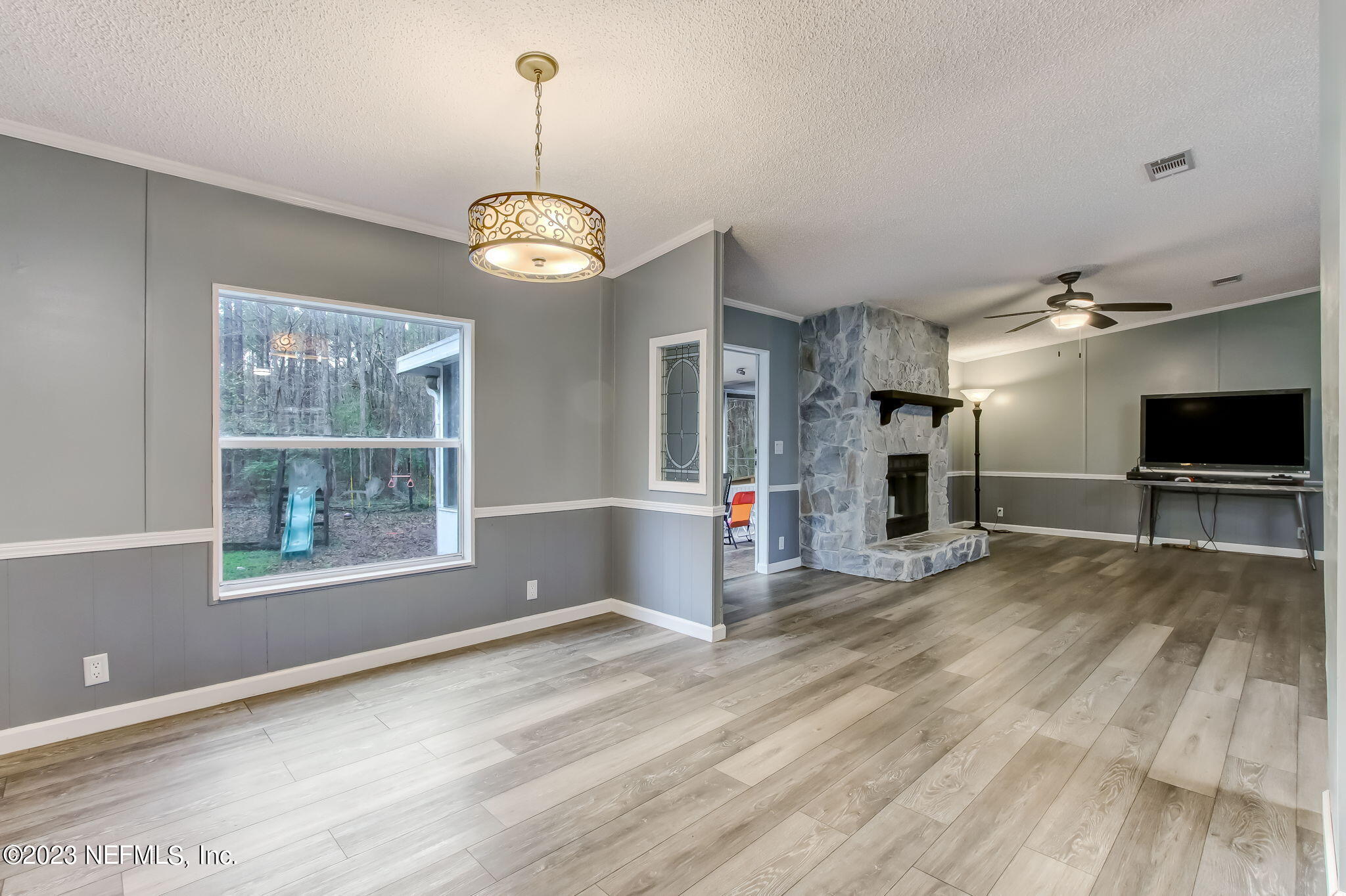 44124 Maple Court Callahan, FL 32011 - Photo 11 of 44 Dining / Living Combo