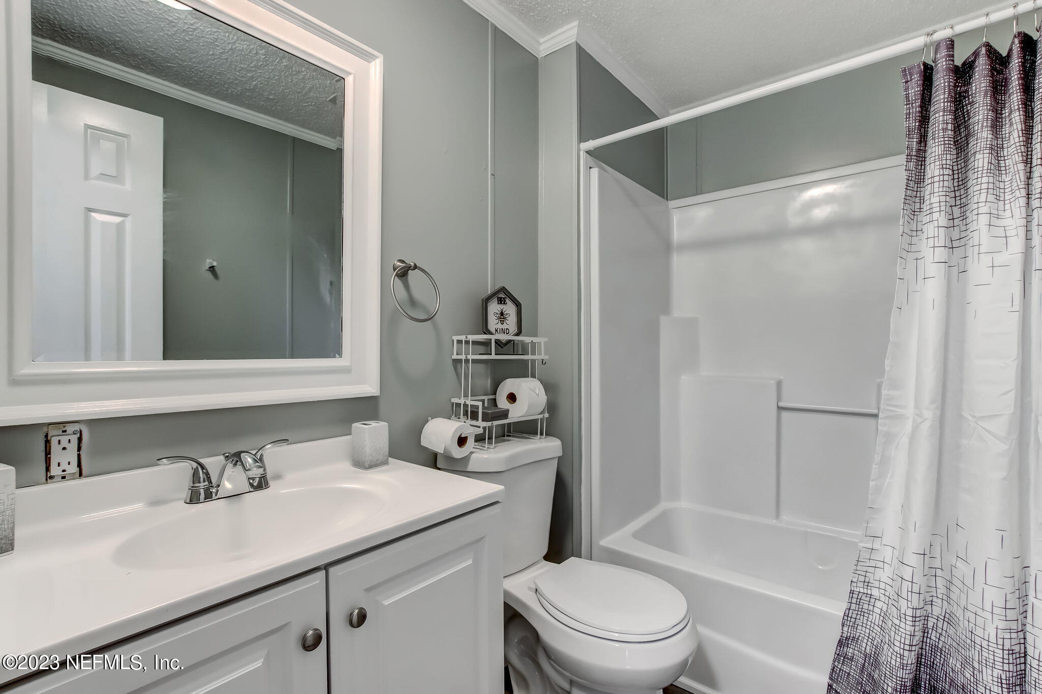 44124 Maple Court Callahan, FL 32011 - Photo 25 of 44 Main Bathroom