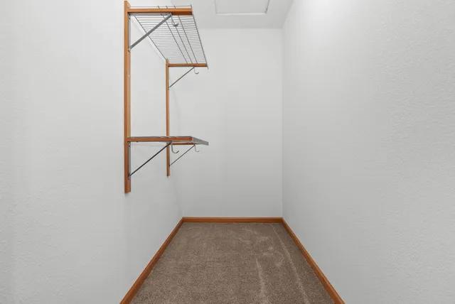 $800,000 | 5220 County Rd HH, Barneveld, WI 53507