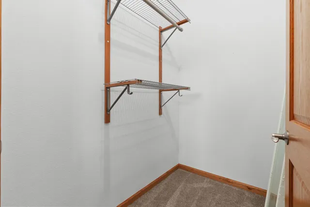 $800,000 | 5220 County Rd HH, Barneveld, WI 53507