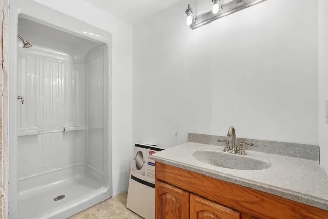 $800,000 | 5220 County Rd HH, Barneveld, WI 53507