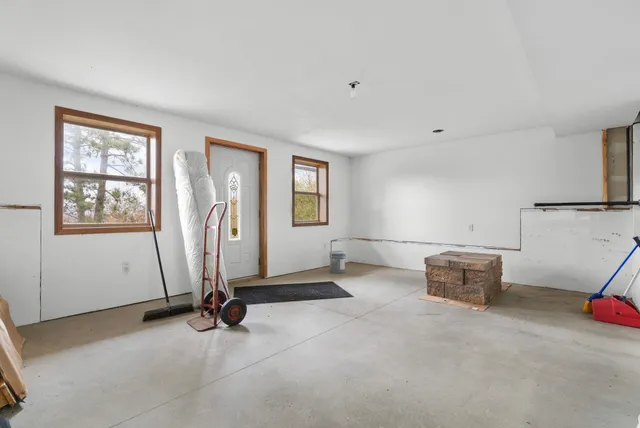 $800,000 | 5220 County Rd HH, Barneveld, WI 53507