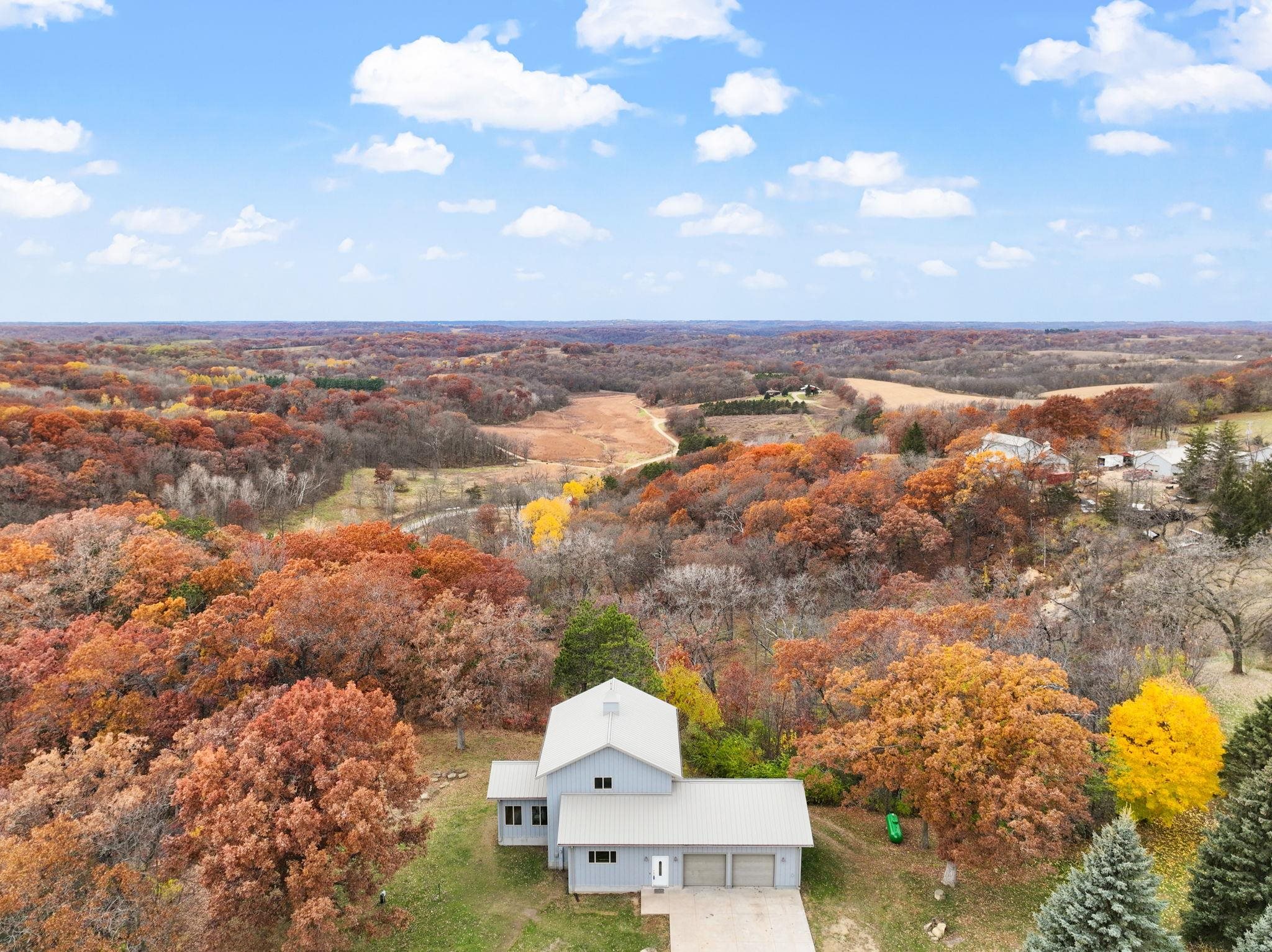 5220 County Rd HH Barneveld, WI 53507 - Photo 4 of 50