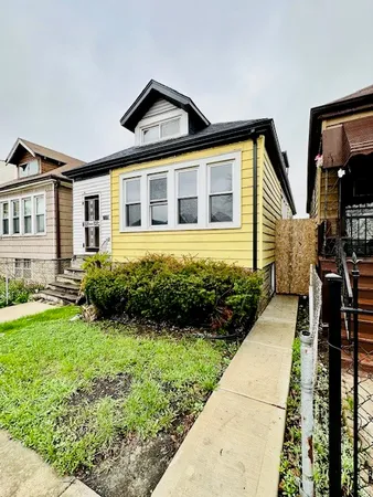$159,900 | 7149 South Honore Street, Chicago, IL 60636