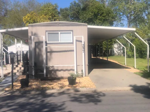 $168,800 | 257 Quarter Circle, Davis, CA 95618