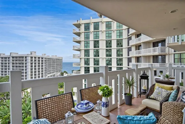 $1,050,000 | 1121 Crandon Boulevard, Unit E803, Key Biscayne, FL 33149
