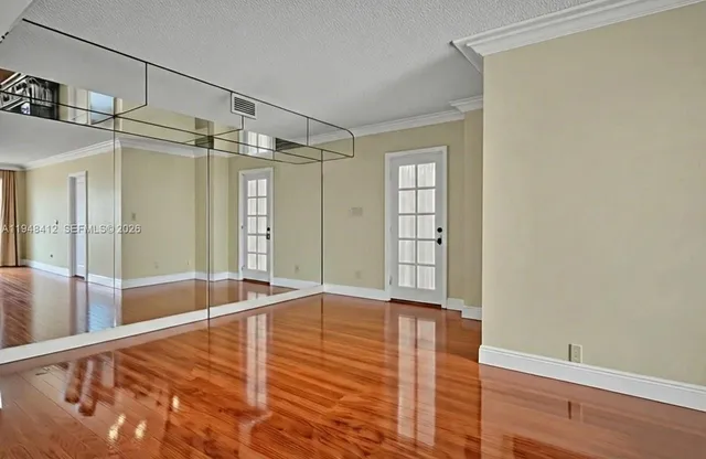 $1,050,000 | 1121 Crandon Boulevard, Unit E803, Key Biscayne, FL 33149