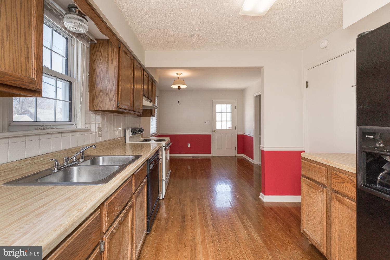 430 North Pleasant Valley Road Winchester, VA 22601 - Photo 11 of 45 Gallery Image 11