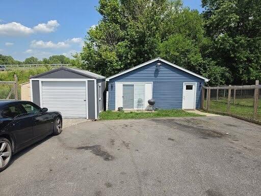 1520 Island Road Circleville, OH 43113 - Photo 2 of 4 Apartment