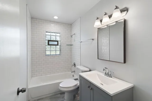 $145,000 | 1848 West 163rd Street, Markham, IL 60428