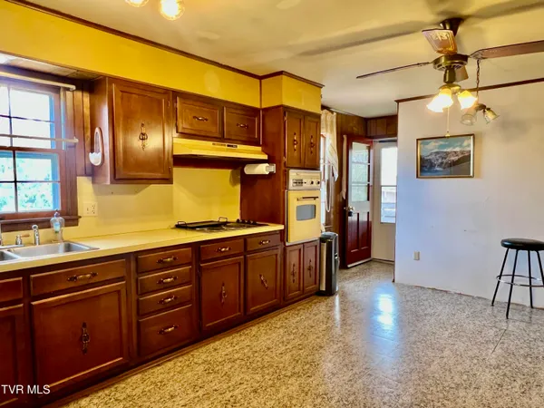 $145,000 | 237 Grandview Drive Southeast, Wise, VA 24293