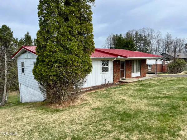 $145,000 | 237 Grandview Drive Southeast, Wise, VA 24293