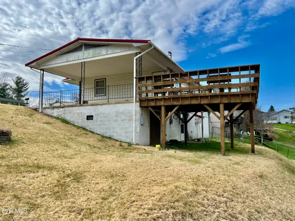 $145,000 | 237 Grandview Drive Southeast, Wise, VA 24293