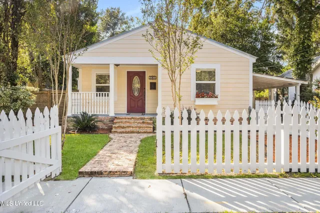 $1,900 | 281 Santini Street, Biloxi, MS 39530