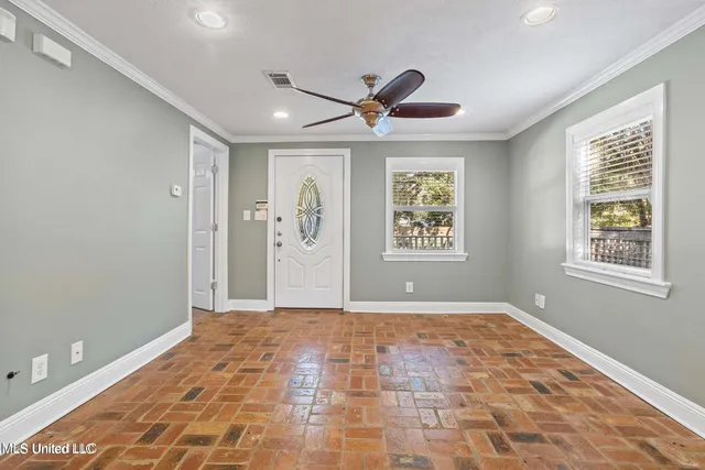 $1,900 | 281 Santini Street, Biloxi, MS 39530