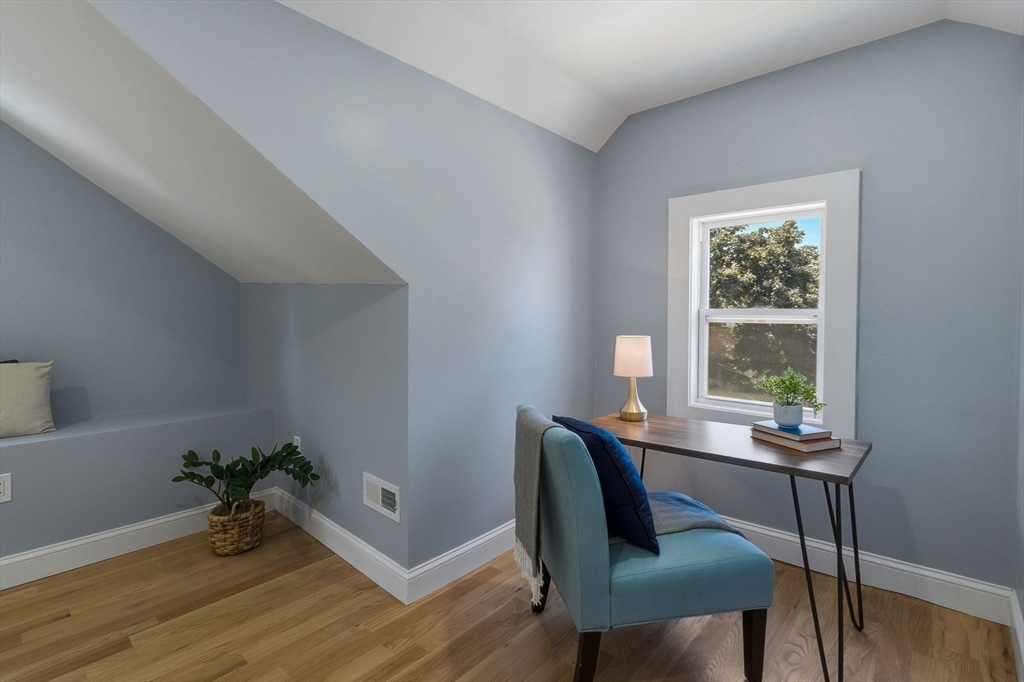 8 Linden Road, Unit 1 Melrose, MA 02176 - Photo 24 of 35