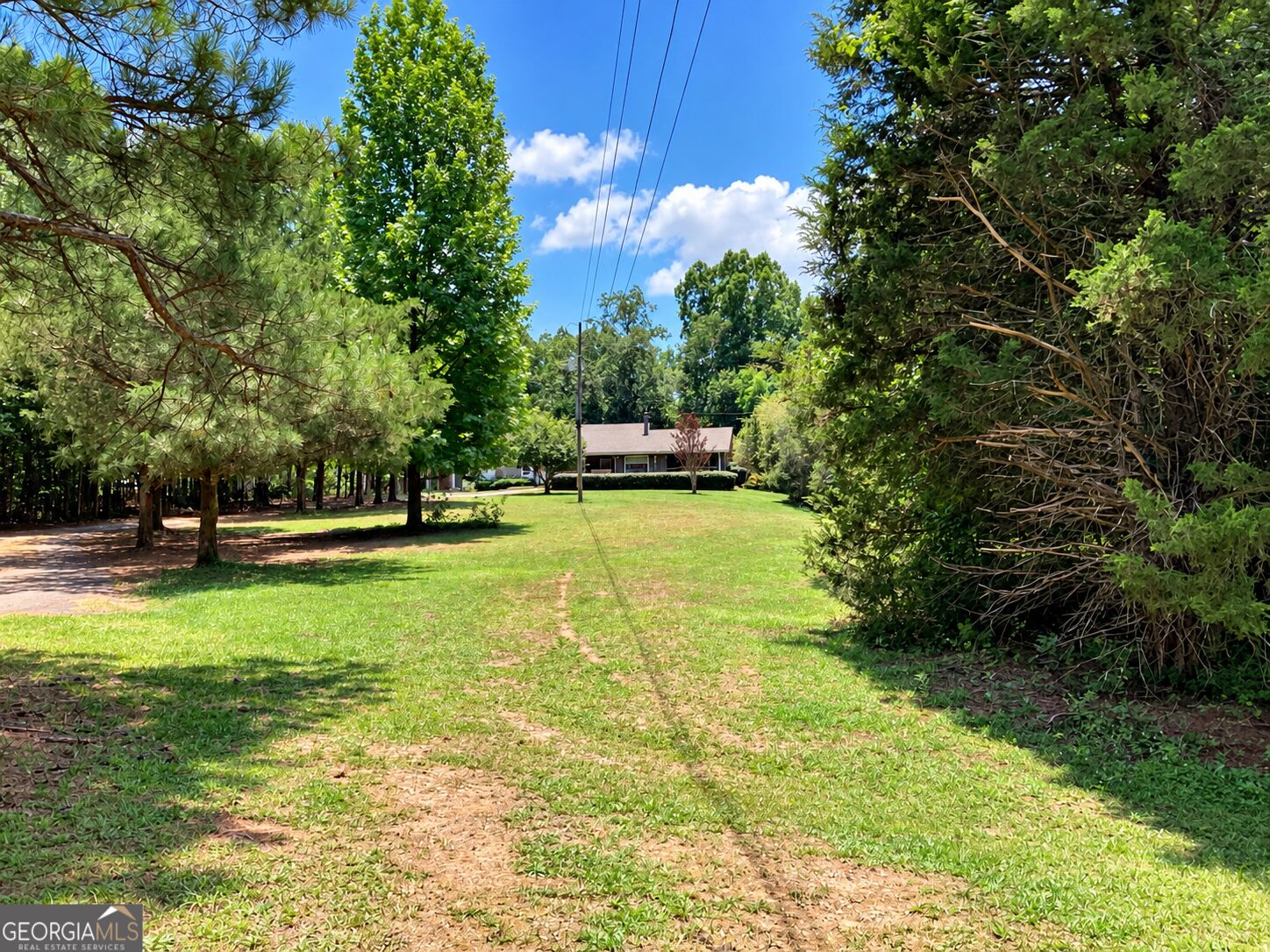 220 Ennis Road Barnesville, GA 30204 - Photo 11 of 50 Gallery Image 11