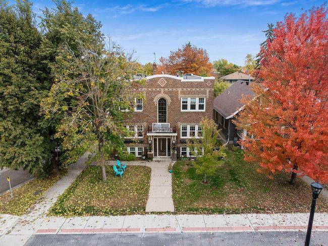 4501 Bryant Avenue South, Unit 2 Minneapolis, MN 55419 - Photo 3 of 26