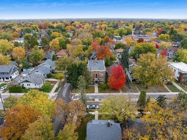 $295,000 | 4501 Bryant Avenue South, Unit 2, Minneapolis, MN 55419