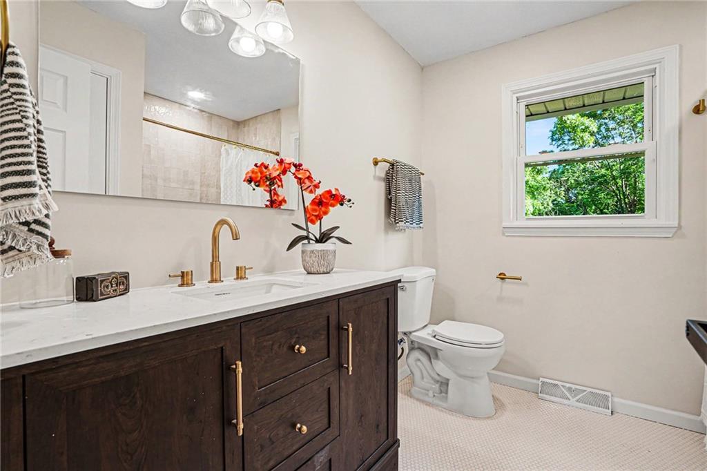 1500 Ridgeview Road Liberty, MO 64068 - Photo 20 of 42