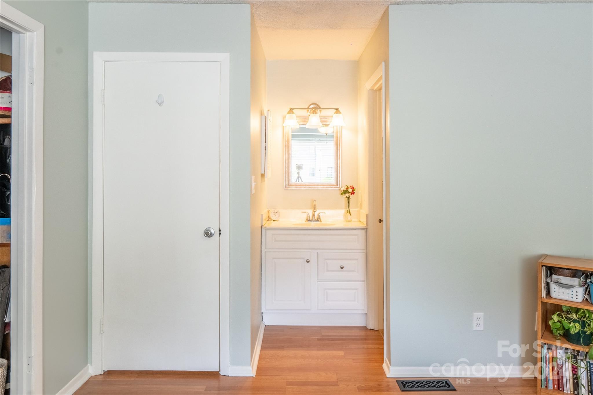 6714 Thermal Road Charlotte, NC 28211 - Photo 19 of 25 a bathroom with a sink and a mirror