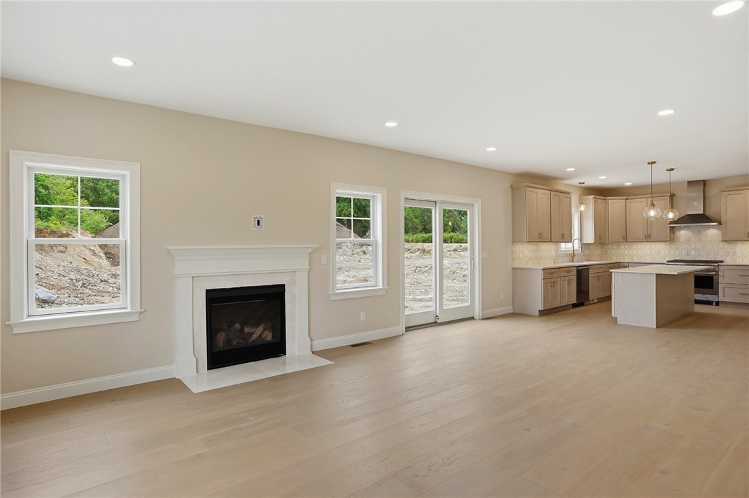 413 New River Road Lincoln, RI 02838 - Photo 9 of 50