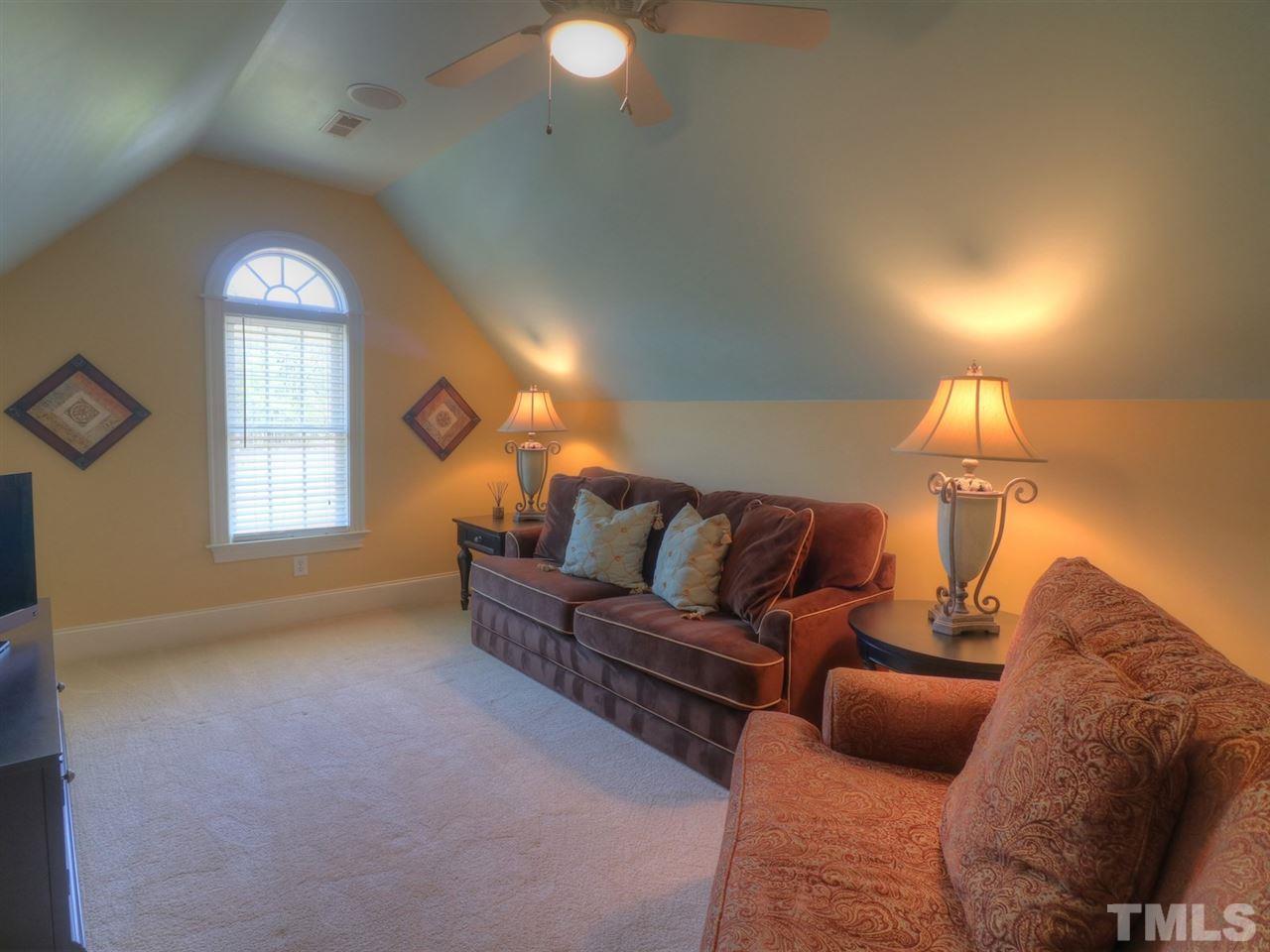 1029 Rolling Farm Drive Raleigh, NC 27603 - Photo 19 of 25 Gallery Image 19