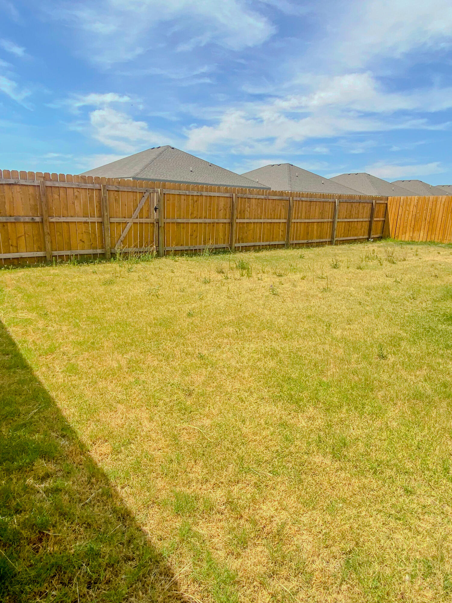 8605 10th Place Lubbock, TX 79416 - Photo 4 of 18 a view of an ocean