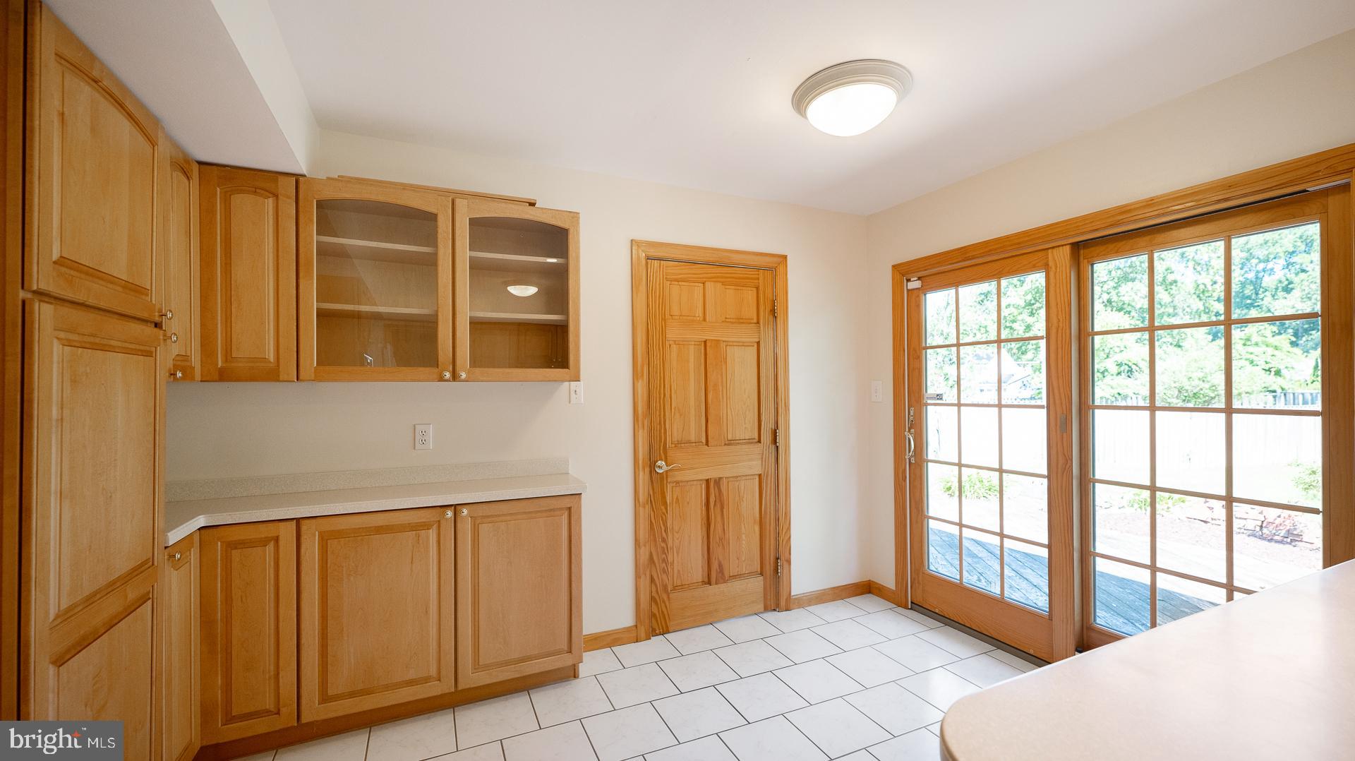 3017 Birchtree Lane Silver Spring, MD 20906 - Photo 13 of 39 Kitchen with table space
