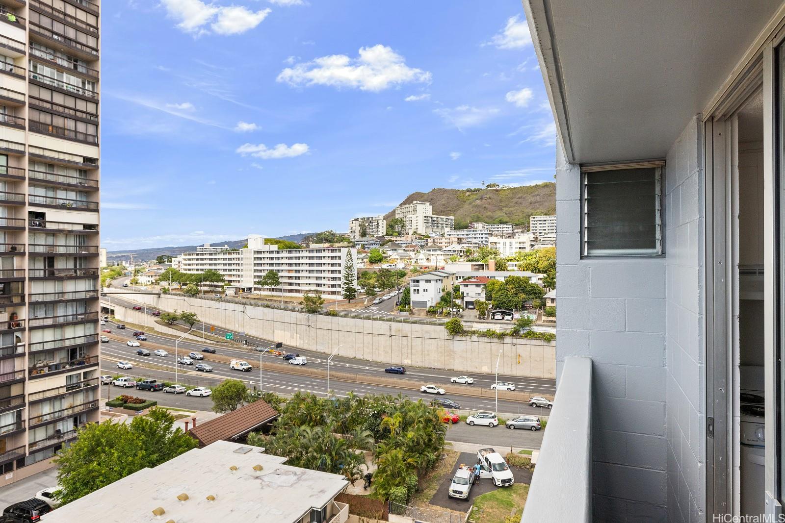 824 Kinau Street, Unit 902 Honolulu, HI 96813 - Photo 8 of 18 a view of balcony with city view