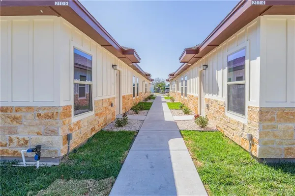 $1,450 | 2114 Galveston Avenue, Unit 3, McAllen, TX 78501