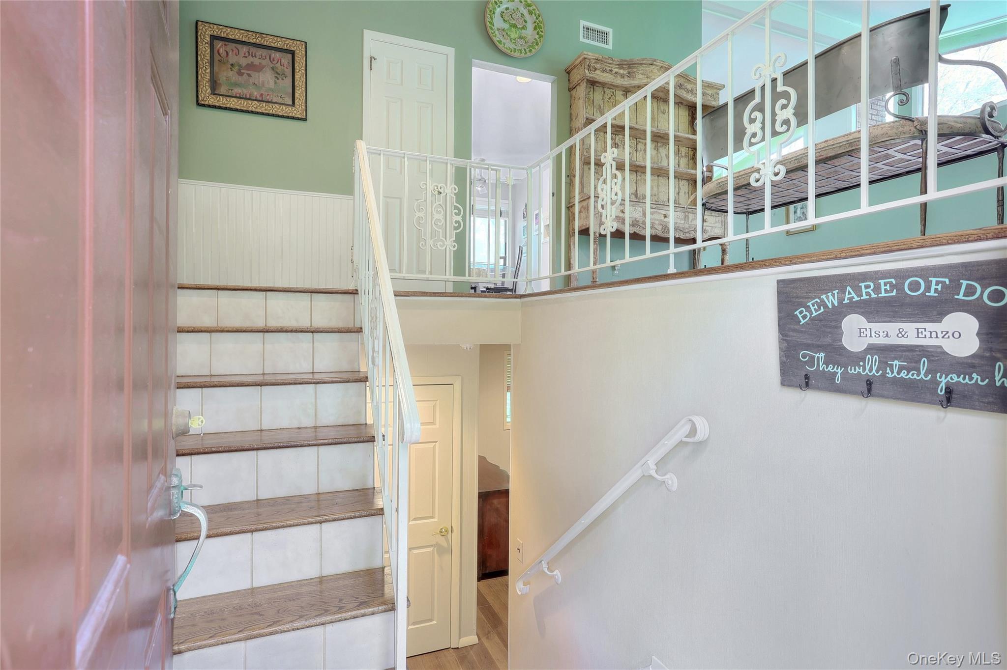 47 Camp Hill Road Pomona, NY 10970 - Photo 3 of 30 a view of entryway with a front door