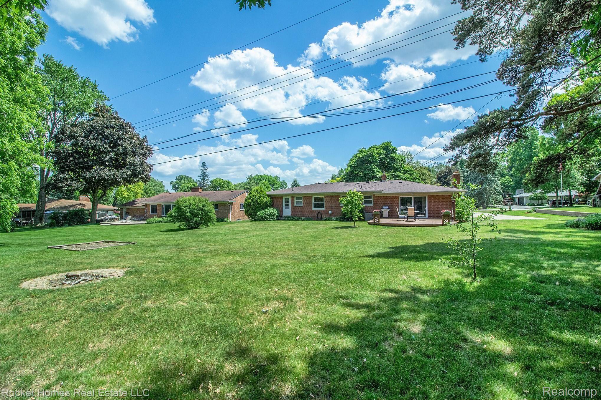180 Montmorency Road Rochester, MI 48307 - Photo 29 of 32 IMG_7369.jpg